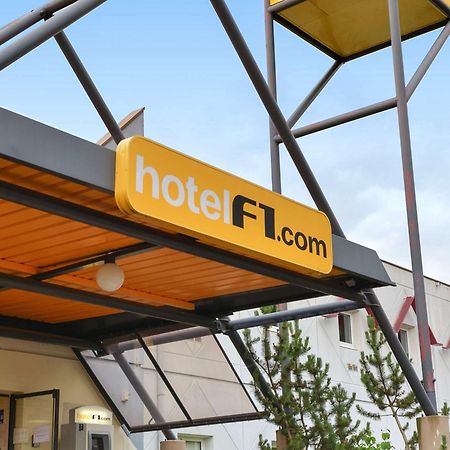 Hotelf1 Tours Nord Notre-Dame-d'Oe Exterior foto